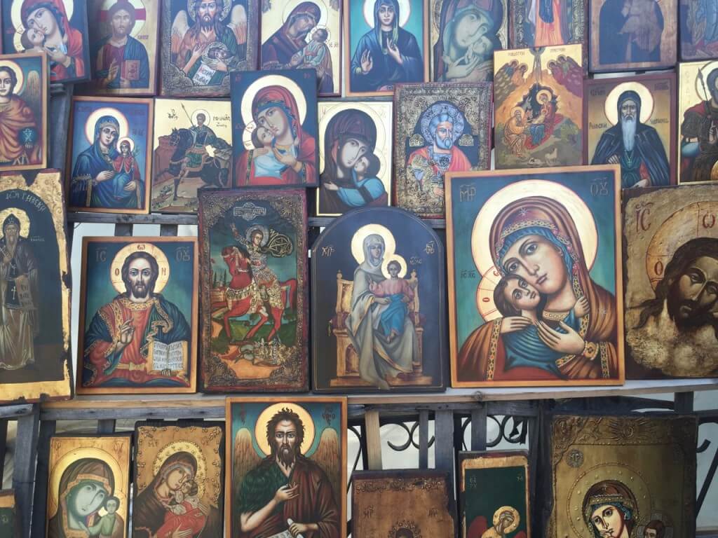 Sightseeing Tipps Sofia: Ikonenbilder - Flohmarkt bei Alexander-Newski-Kathedrale