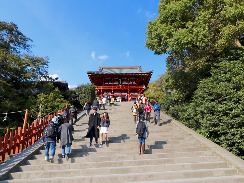 Tokio Tipps: Kamakura - Treppe zum Tsurugaoka Hachiman-gū Schrein