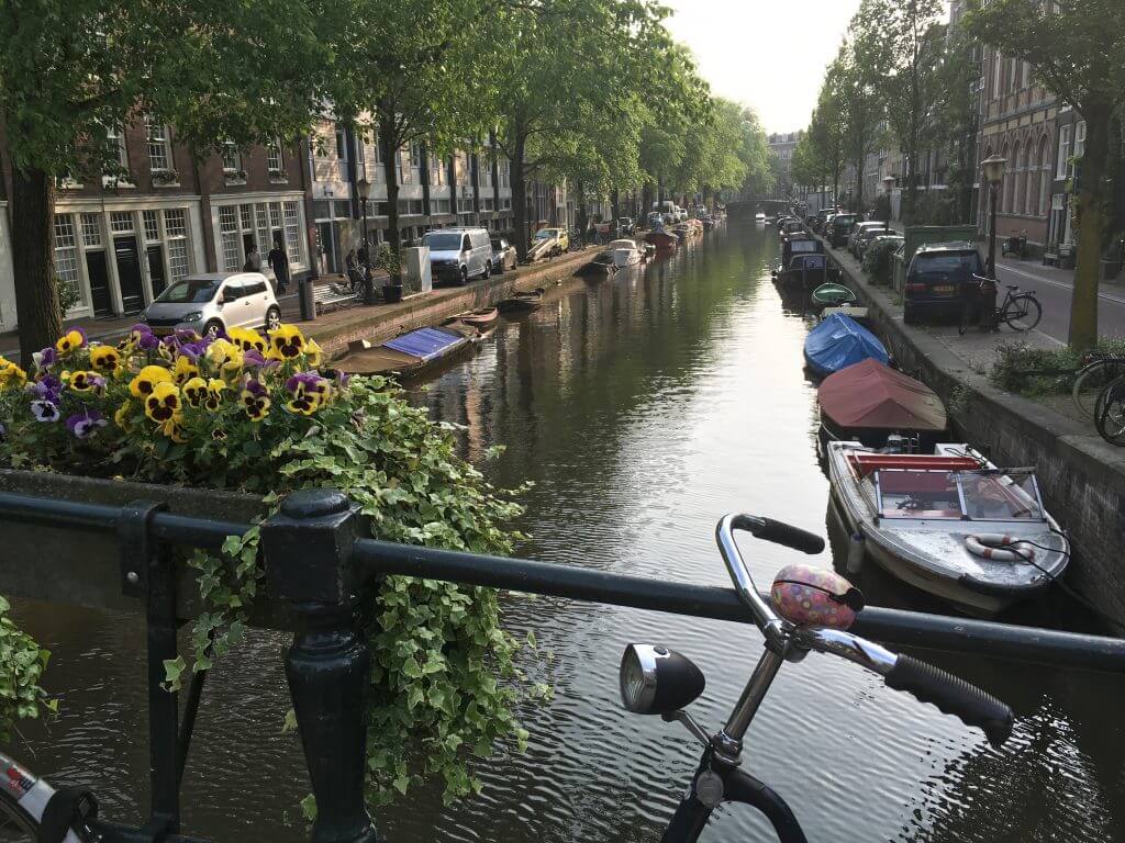 Insidertipps Amsterdam: Blick auf die Grachten