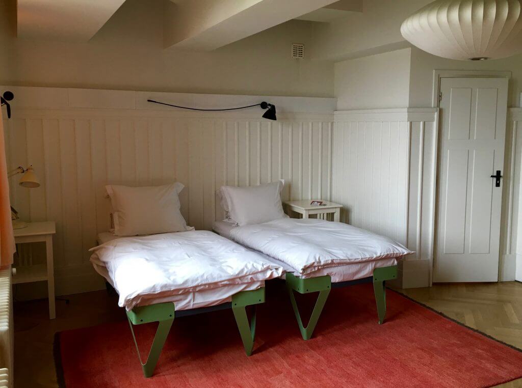 Insidertipps Amsterdam: Zimmer im Lloyd Hotel
