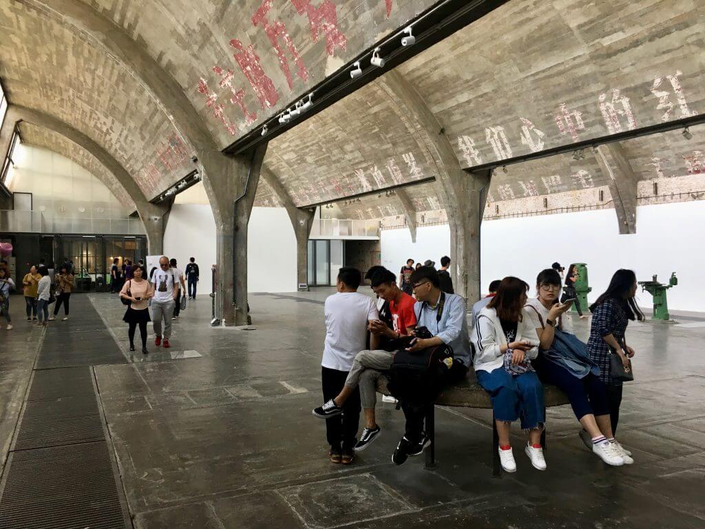 Peking Sightseeing Tipps: Ausstellung im 798 Art District