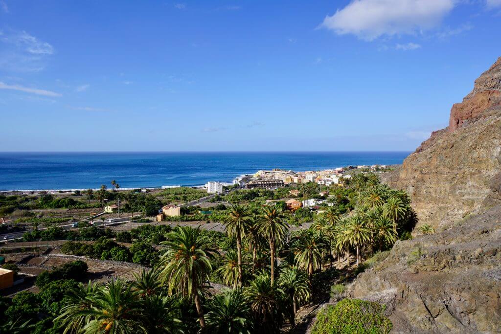 Reisetipps La Gomera: Blick von La Calera auf den Ortsteil La Playa